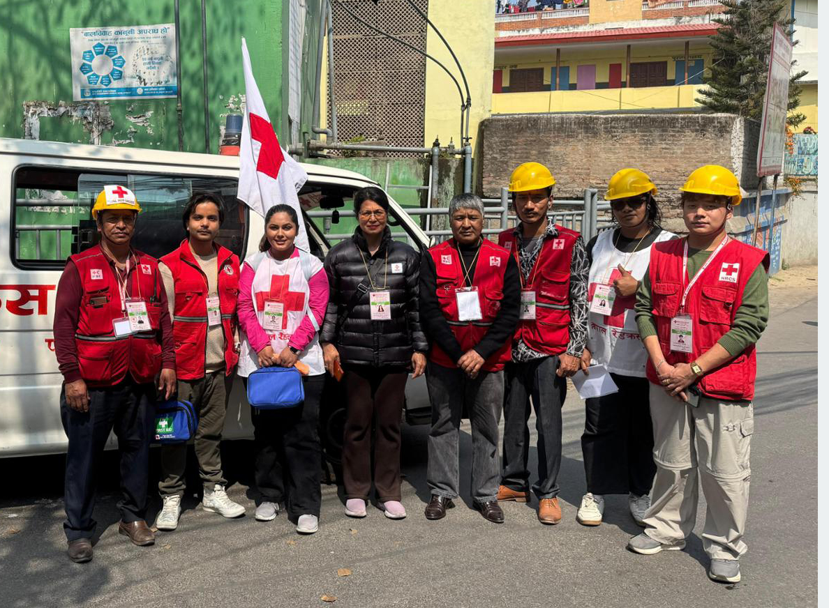 प्रत्यक्ष निर्वाचित १४ नारी