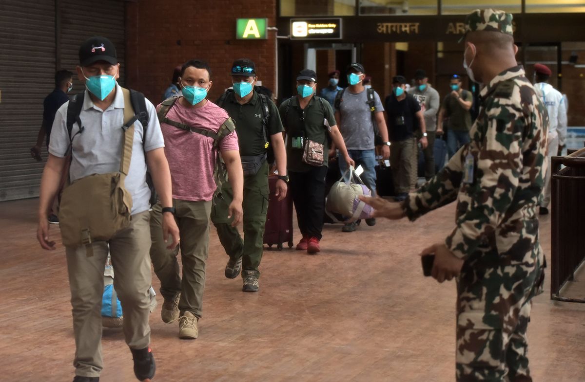 अफगानिस्तानबाट उद्धार गरिएका १२७ नेपालीलाई काठमाडौं ल्याइयो