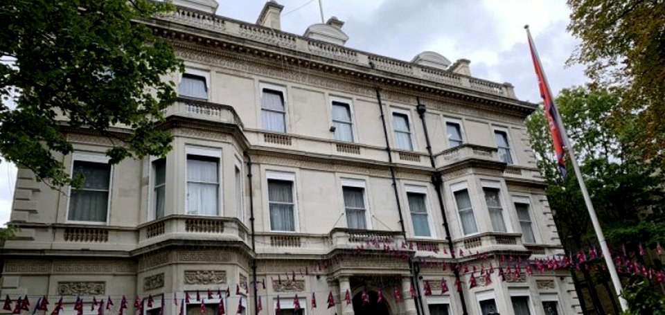 बेलायतको 'रेड लिस्ट'बाट हट्यो नेपाल