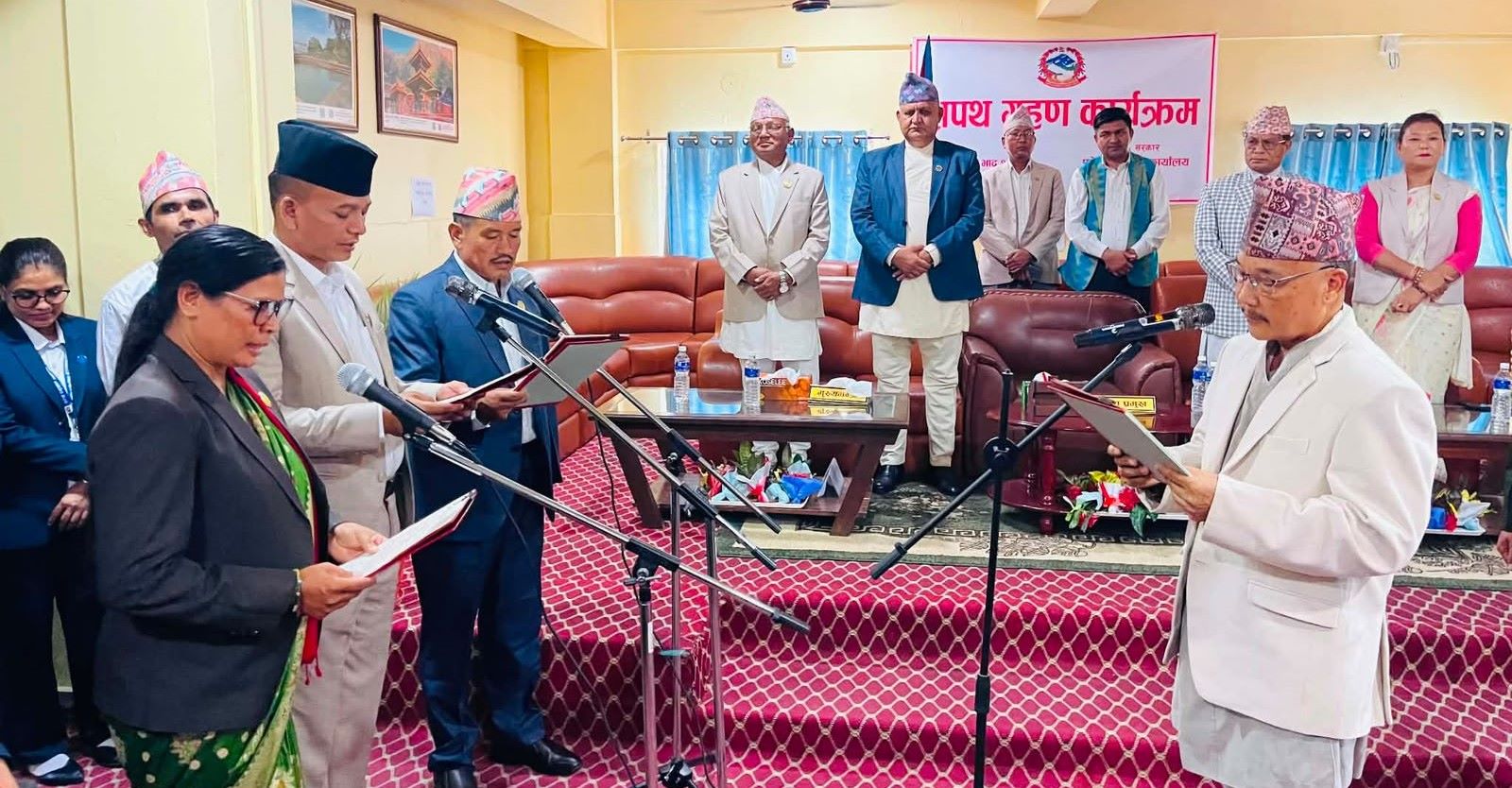 लुम्बिनी प्रदेशका तीन नयाँ मन्त्रीद्वारा शपथ